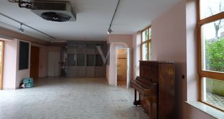 von_poll_real_estate_property_25430115_image_1