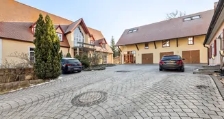 von_poll_real_estate_property_25430115_image_0