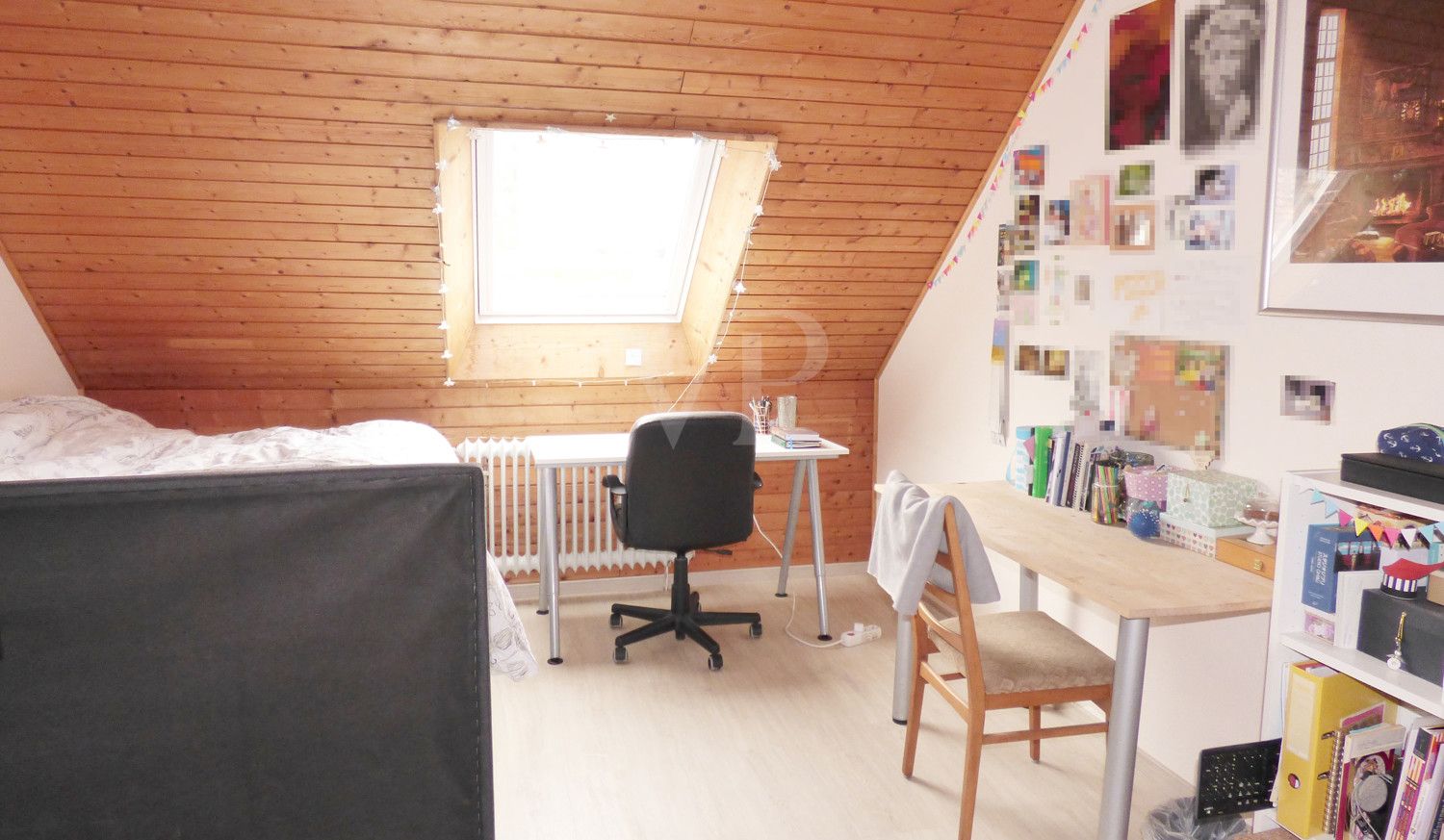 Dachgeschosswohnung  Zimmer 2