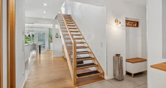 von_poll_real_estate_property_25430042_image_4