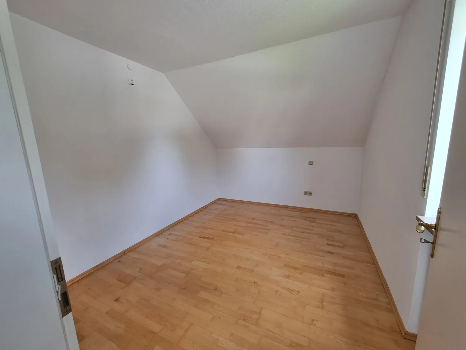 DG-Kind 1/Arbeitszimmer