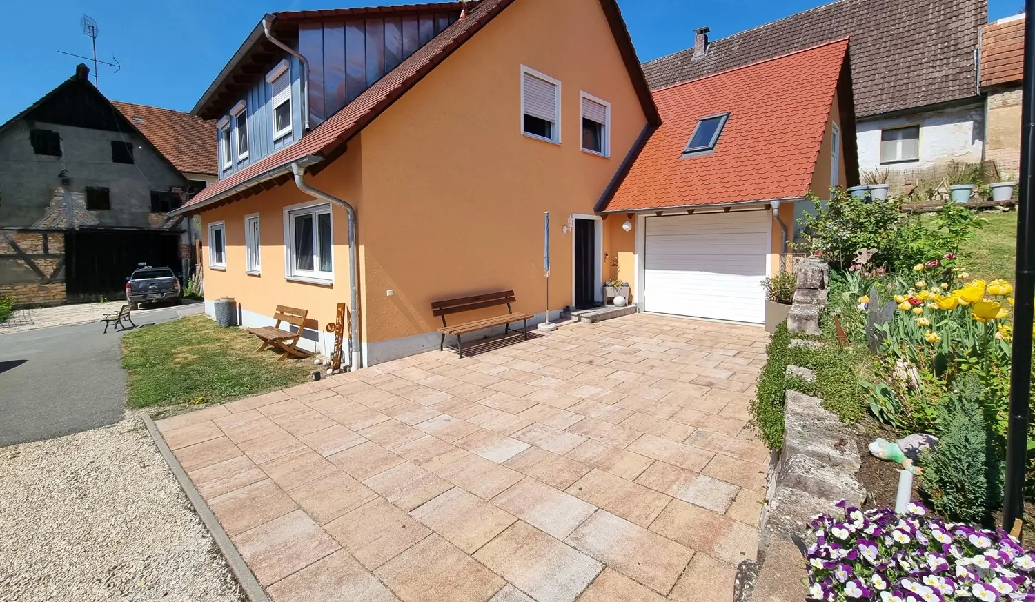 Ansicht Süden - Sommerbild