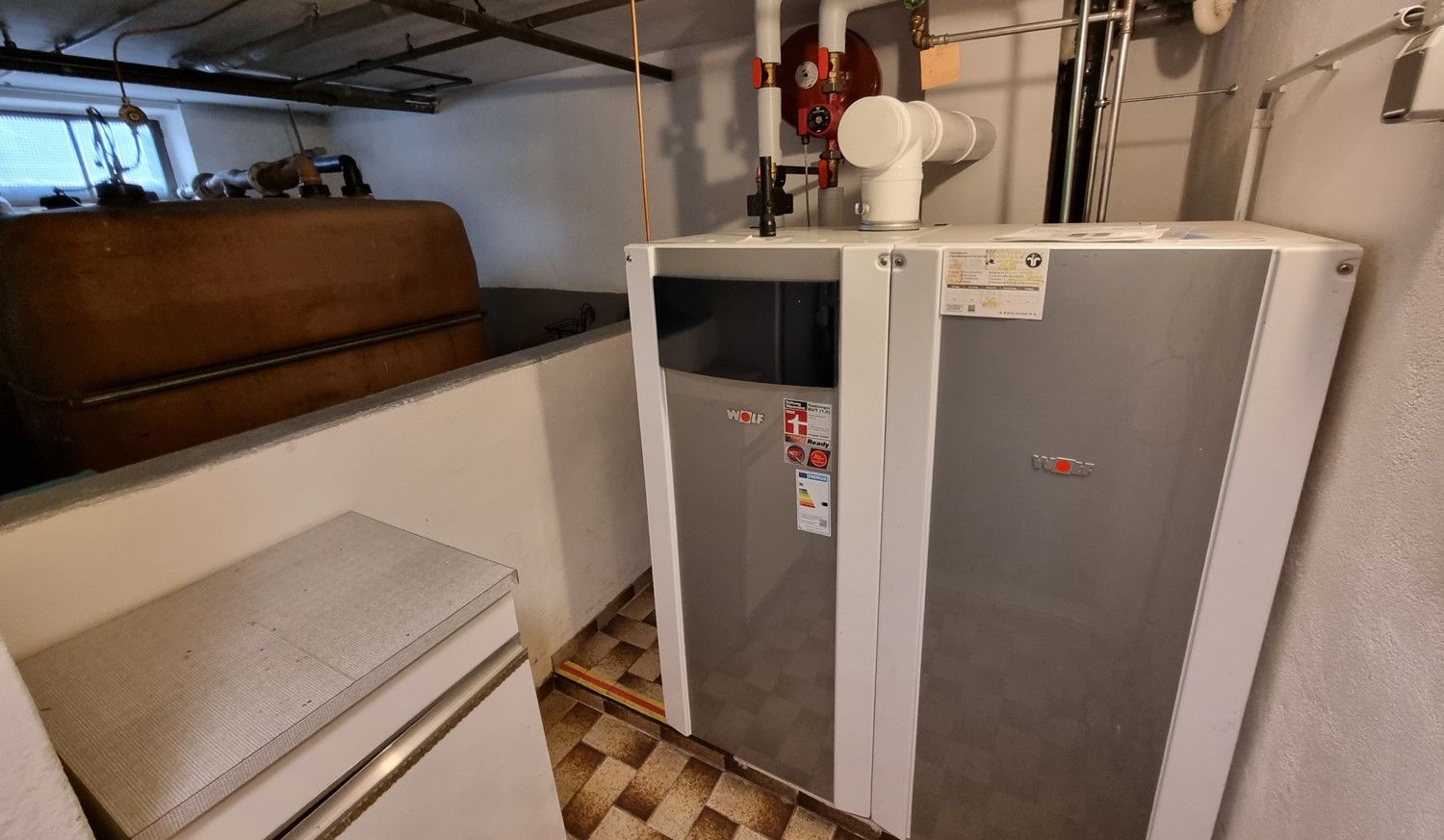 UG-neuwertige Heizungsanlage