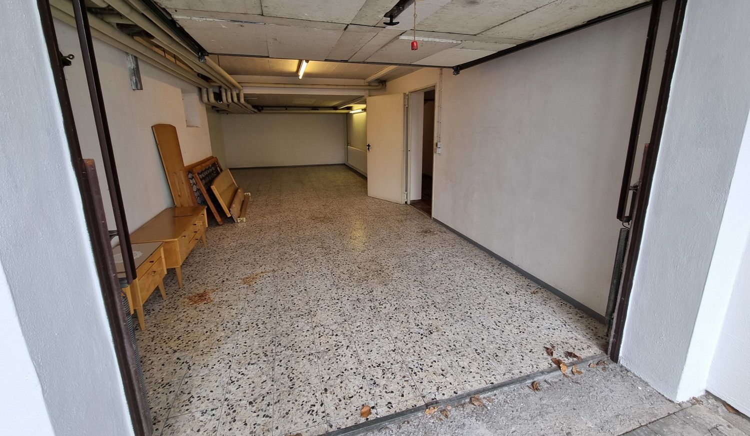 UG-Tiefgarage im Haus