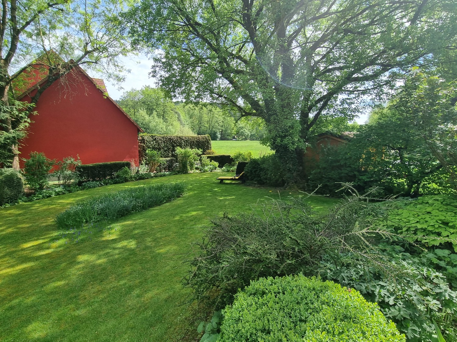 Garten mit Randlagenausblick nach Süden