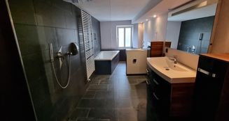 von_poll_real_estate_property_25269017_image_8