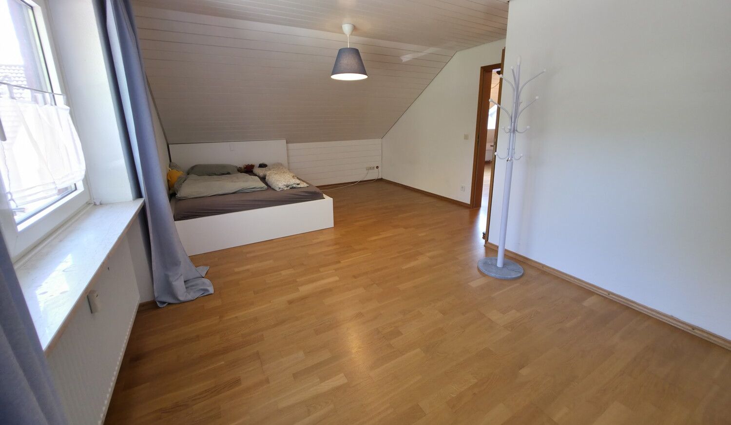 Zimmer 1. OG