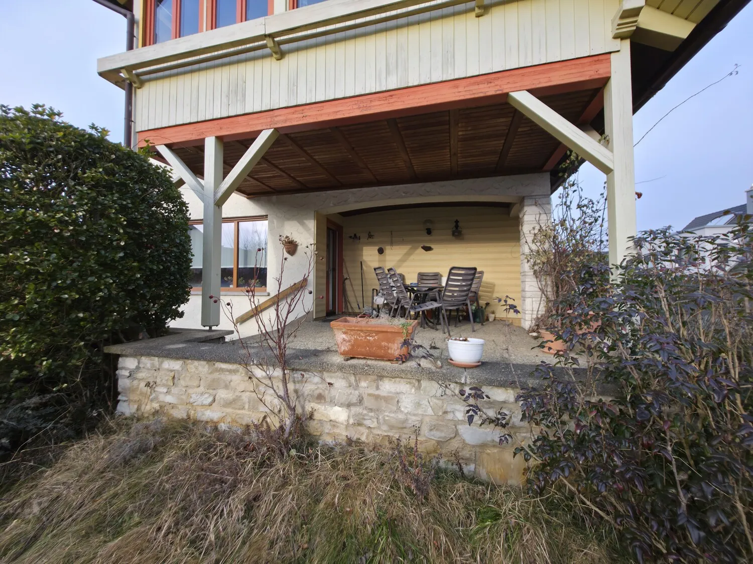 Überdachte Terrasse