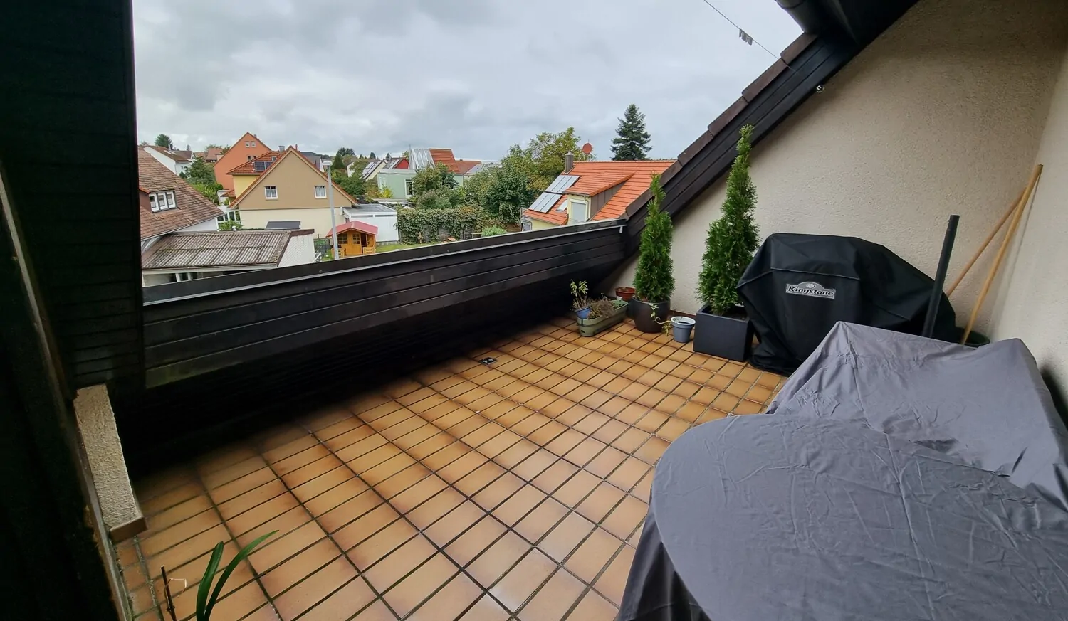 großer Loggia-Balkon