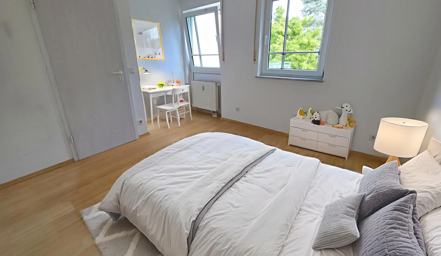 Kinderzimmer KI-Möblierung