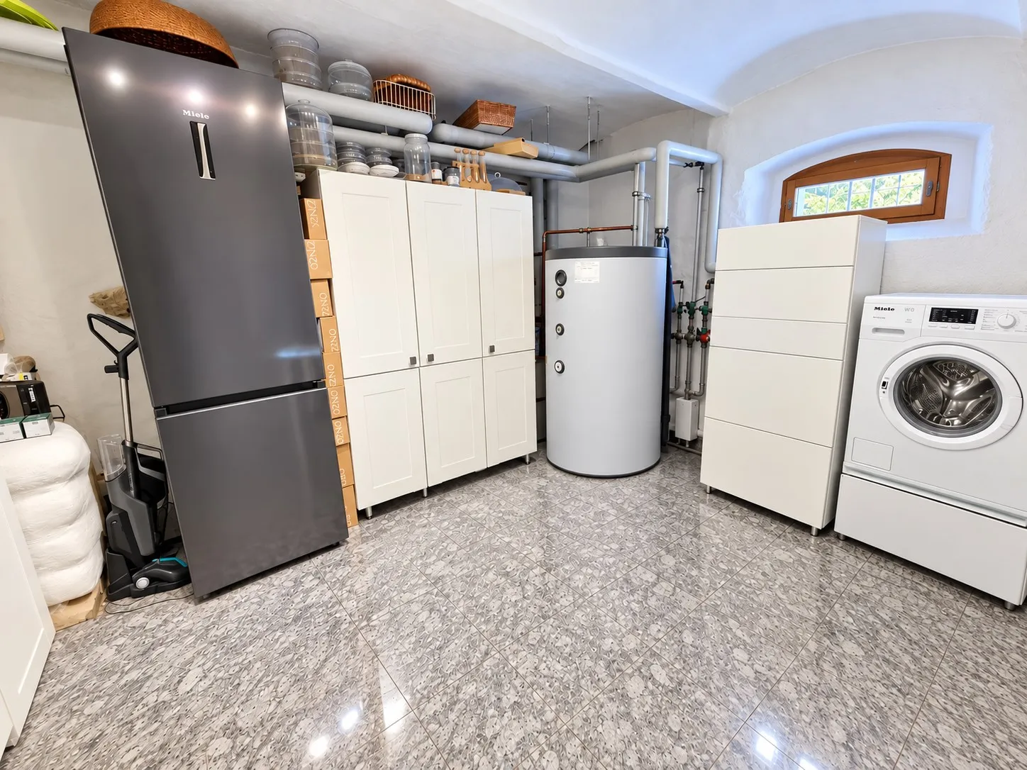 Hautpgebäude-EG-Hauswirtschaftsraum-Technik