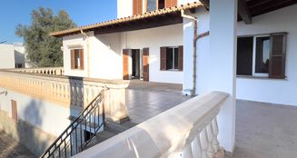 von_poll_real_estate_property_ES233744592_image_2