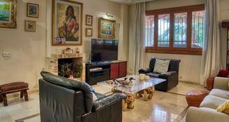 von_poll_real_estate_property_ES233744605_image_5