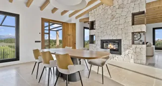 von_poll_real_estate_property_ES233744610_image_2