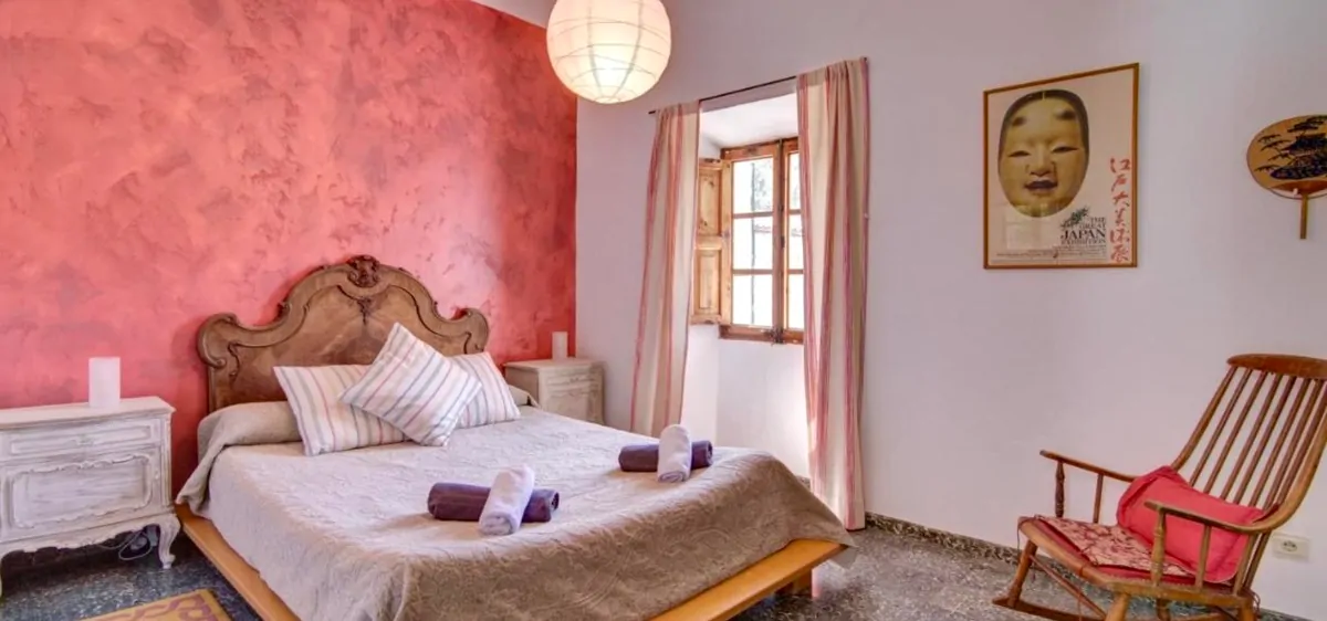 Stadthaus-Pool-Mancor-de-la-Vall-Views