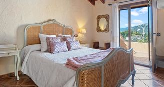 von_poll_real_estate_property_ES243744660_image_16