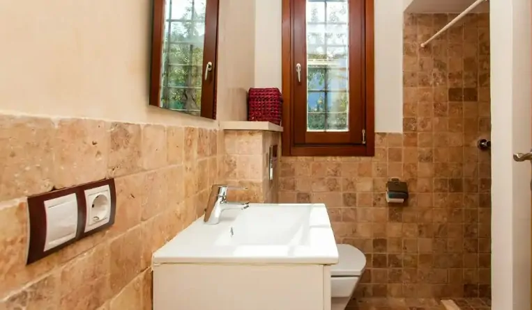 Schöne-Finca-mit-Aussicht-und-ETV-in-Bunyola