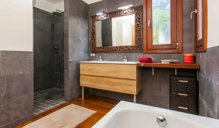 Schöne-Finca-mit-Aussicht-und-ETV-in-Bunyola