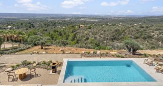 von_poll_real_estate_property_ES243744686_image_22