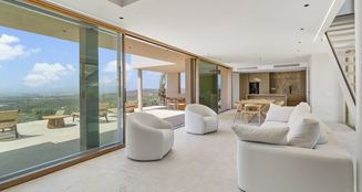 von_poll_real_estate_property_ES243744686_image_11