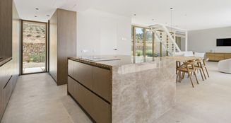 von_poll_real_estate_property_ES243744686_image_7