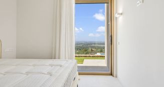 von_poll_real_estate_property_ES243744686_image_17