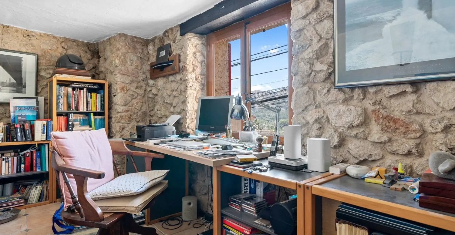 Bunyola- Stadthaus-Pool-Views (8)