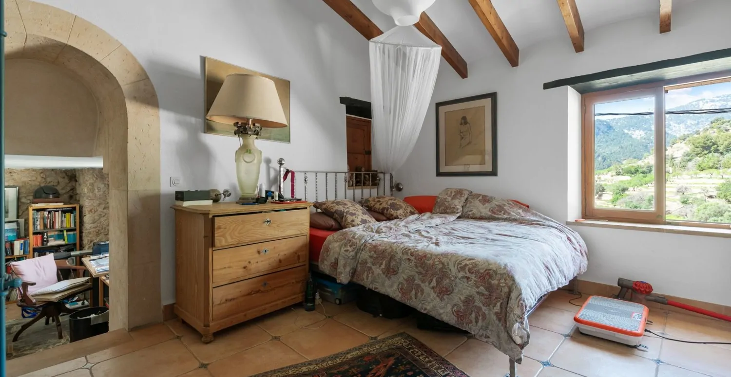 Bunyola- Stadthaus-Pool-Views (6)