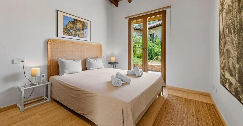 Finca-rústica-mit-Touristen-Lizenz-bei-Sencelles