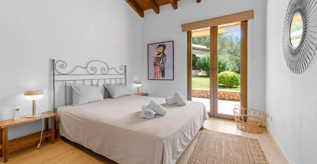 Finca-rústica-mit-Touristen-Lizenz-bei-Sencelles