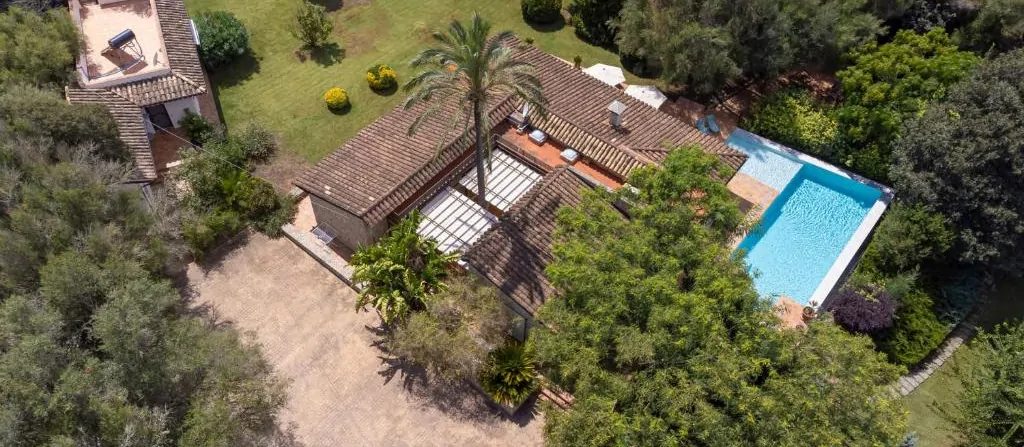 Finca-rústica-mit-Touristen-Lizenz-bei-Sencelles