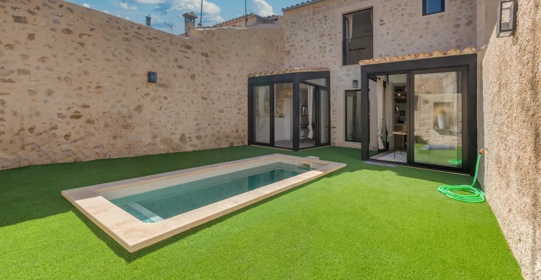 Renoviertes-Dorfhaus-mit-Pool-in-Sant-Joan