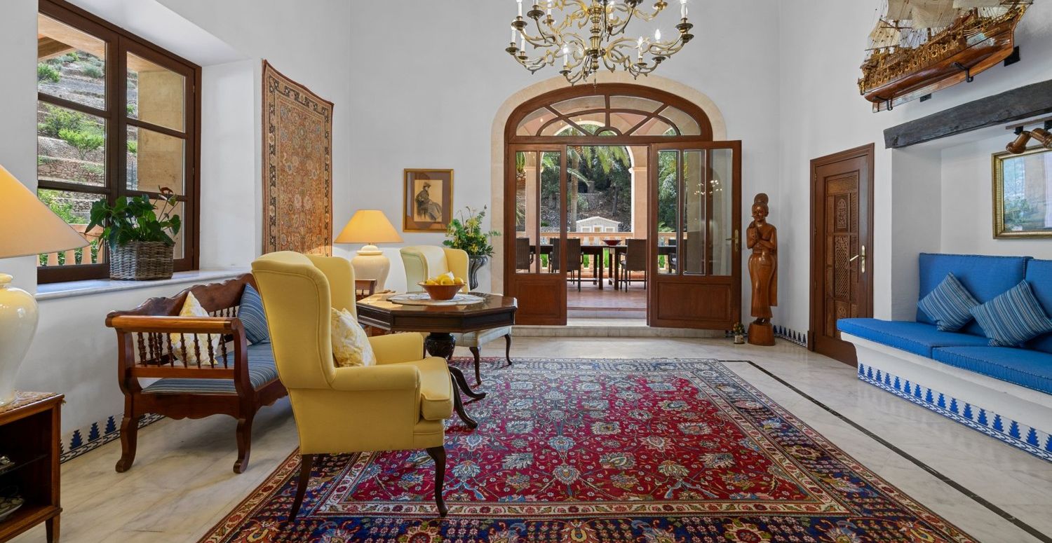 Country-estate-Puigpunyent