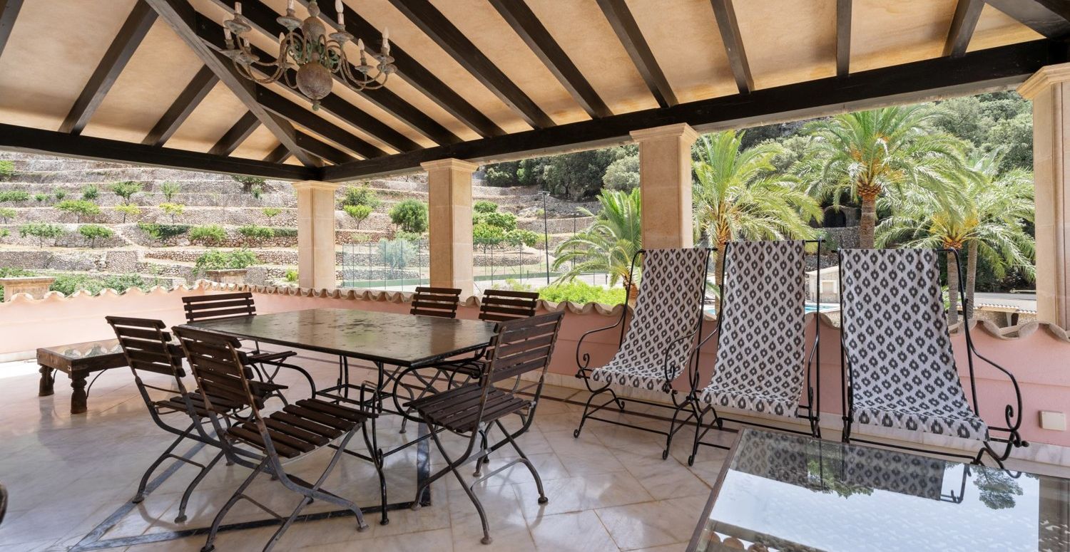 Country-estate-Puigpunyent