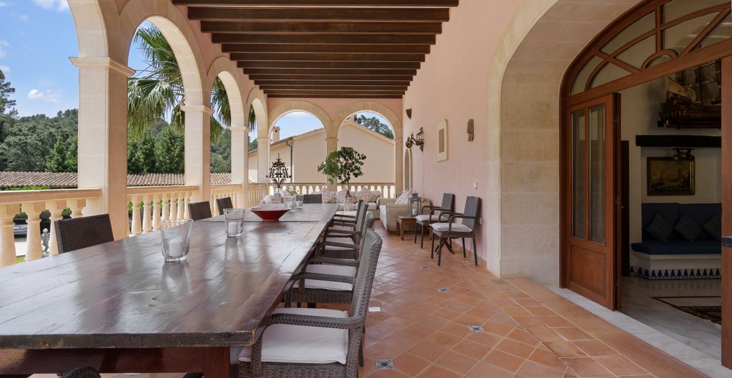 Country-estate-Puigpunyent