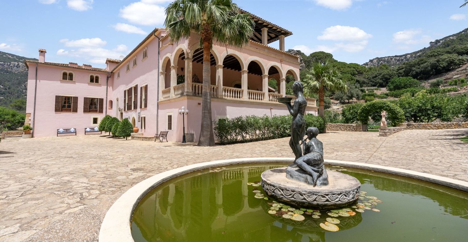 Country-estate-Puigpunyent