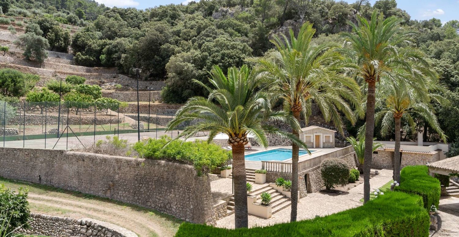Country-estate-Puigpunyent