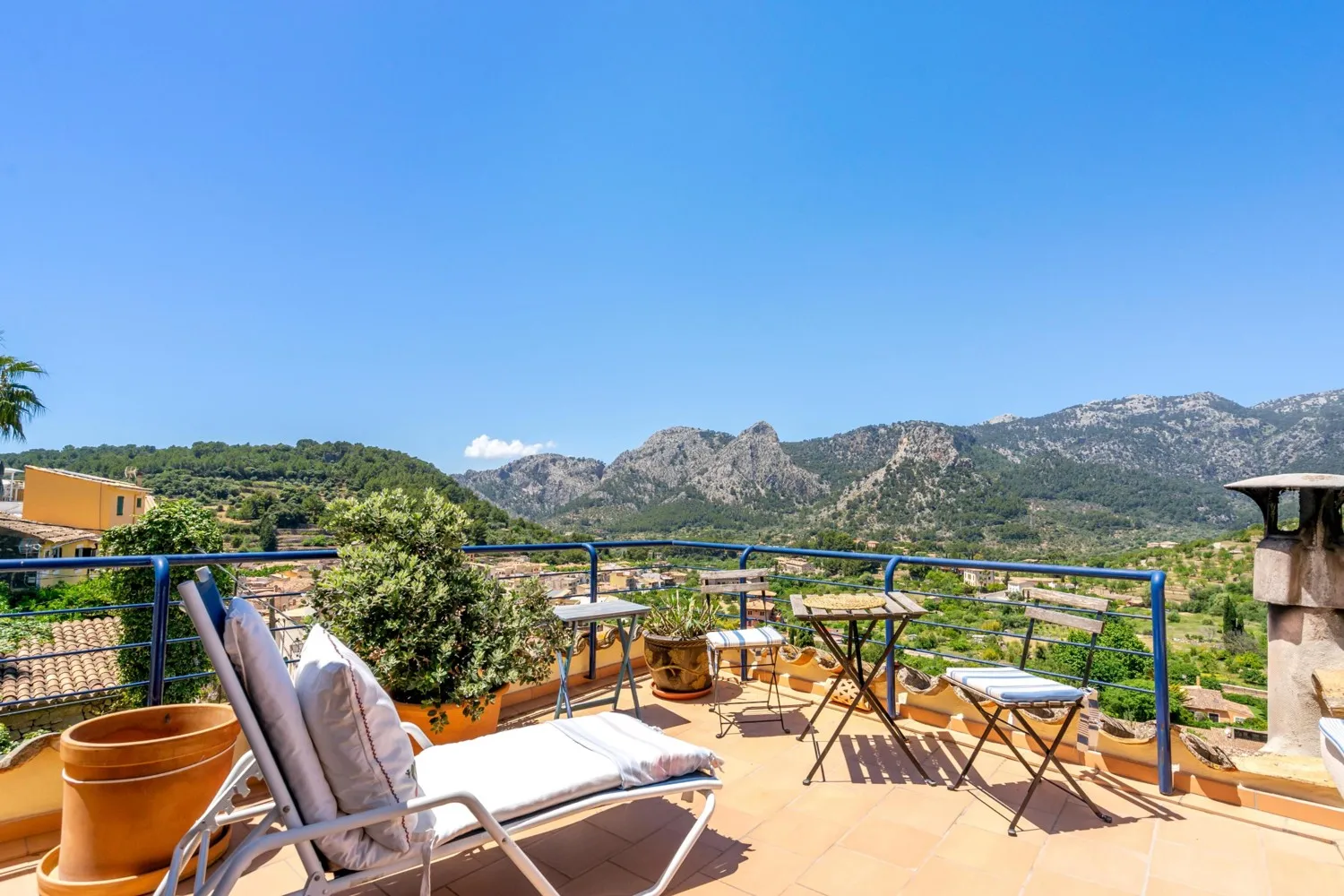 Casa-tradicional-con-vistas-panorámicas-en-Bunyola