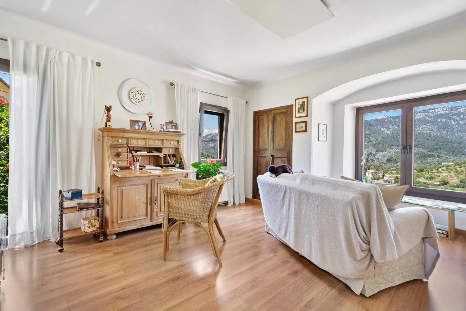 Casa-tradicional-con-vistas-panorámicas-en-Bunyola