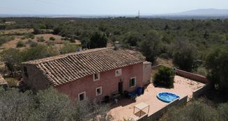 von_poll_real_estate_property_ES243744873_image_2