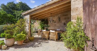 von_poll_real_estate_property_ES243744921_image_18