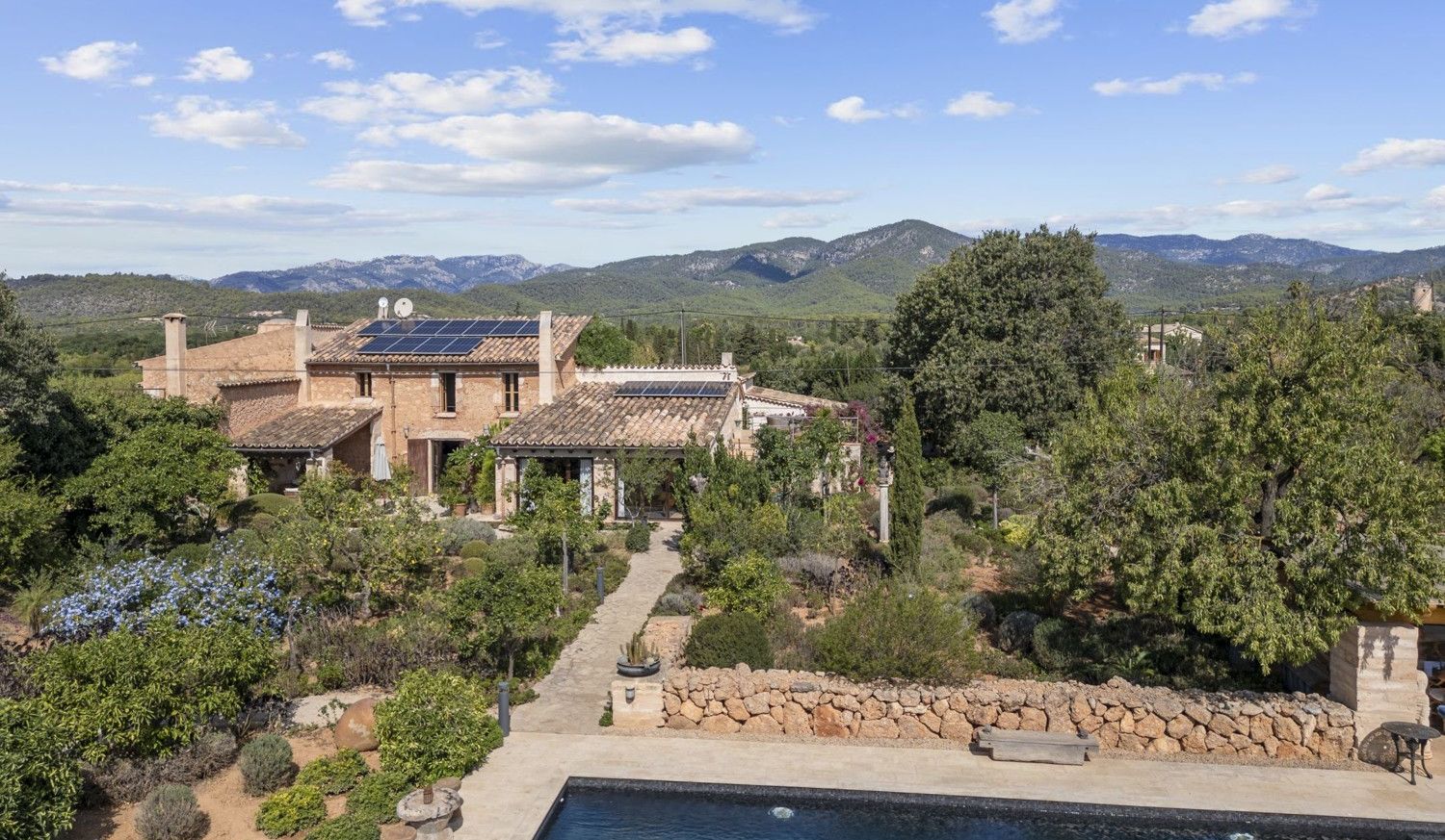 Finca-Santa-Maria-del-Camí