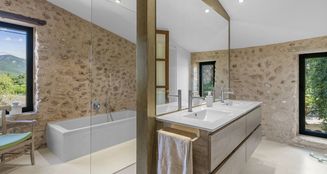 von_poll_real_estate_property_ES243744921_image_13