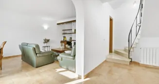 von_poll_real_estate_property_ES243744941_image_18