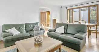 von_poll_real_estate_property_ES243744941_image_3