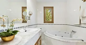 von_poll_real_estate_property_ES243744941_image_6