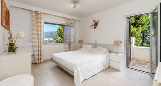 von_poll_real_estate_property_ES243744981_image_10
