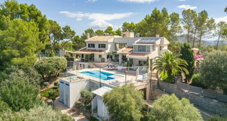 von_poll_real_estate_property_ES243744981_image_0