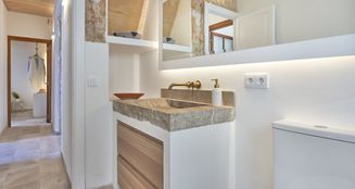 von_poll_real_estate_property_ES243744982_image_15