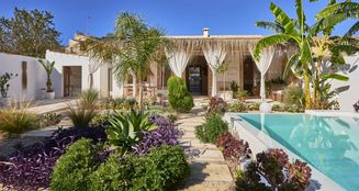 von_poll_real_estate_property_ES243744982_image_0